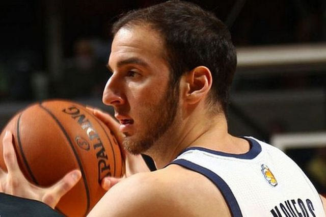 Κορυφαίος Κουφός με double-double