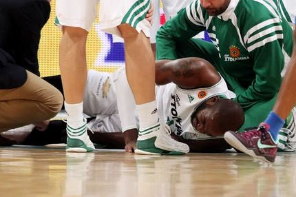 Στον γιατρό του Παναθηναϊκού ο Λάσμε