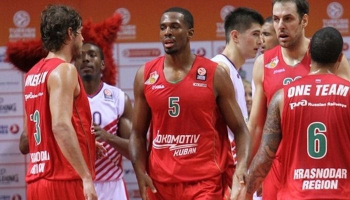 Πέμπτη νίκη και κορυφή για τη Λοκομοτίβ