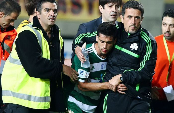 Ποια μπάλα; Η ΖΩΗ…