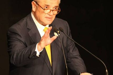 Συνεργασία στα σκαριά με Άουγκσμπουργκ