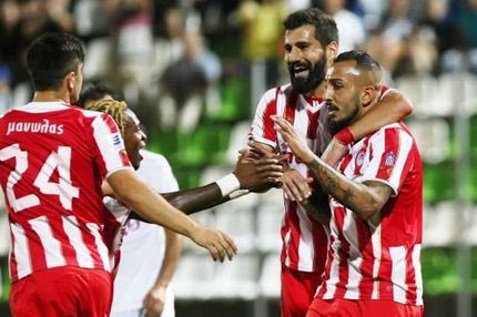 Ανάσες σε διεθνείς ενόψει Παρί