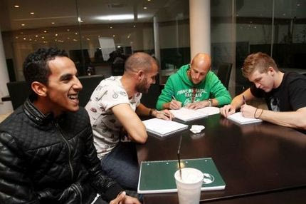 Μαθήματα ελληνικών στους παίκτες του Παναθηναϊκού