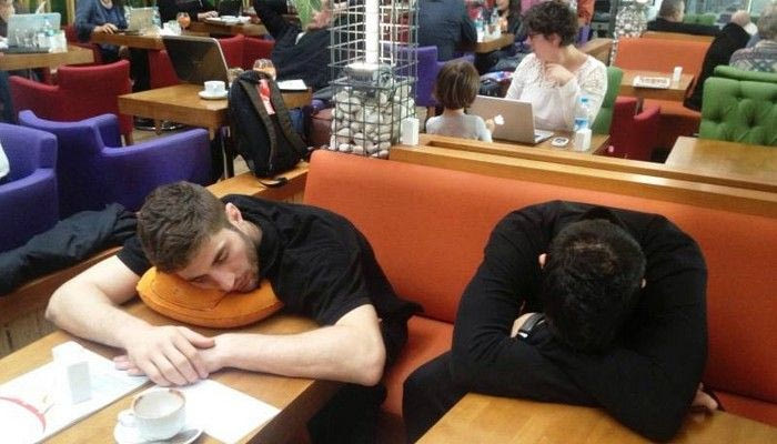 Κάτι κουρασμένα παλικάρια…