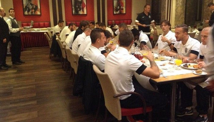 Στην Αθήνα με Σαββίδη η αποστολή