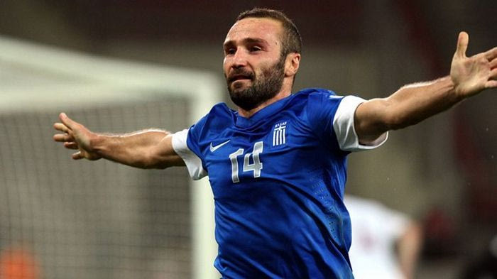 Σαλπιγγίδης: “Νιώθει και λίγο Έλληνας ο Σάντος…”