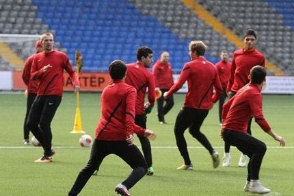 Η… γιορτή και οι “εκλεκτοί” της Σαχτιόρ