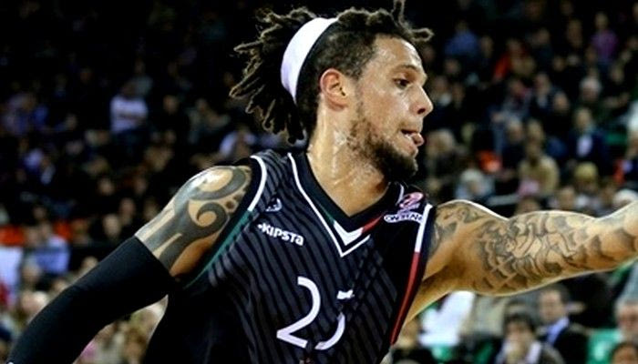 Ζωντανή η Σιένα, αέρας η Μάλαγα στην Πολωνία