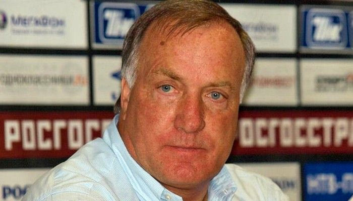 Αντβοκάατ: “Δεν είναι μονομαχία Στέφενς-Αντβοκάατ”