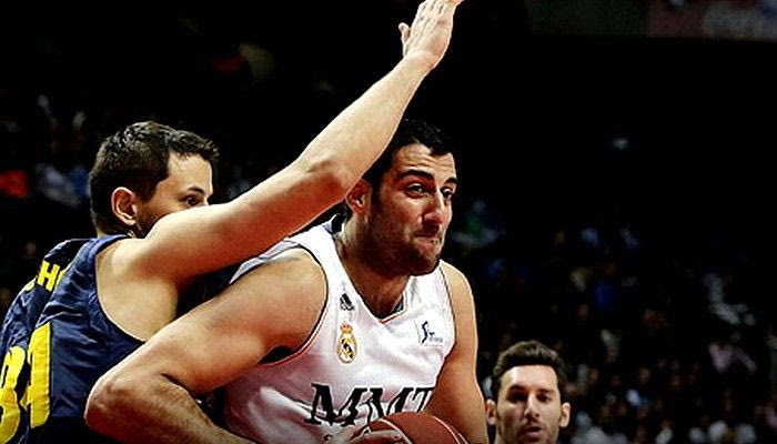 Κυρίαρχη και αήττητη η Ρεάλ
