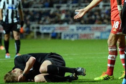 Μπουνιά στον διαιτητή από τον Σισοκό