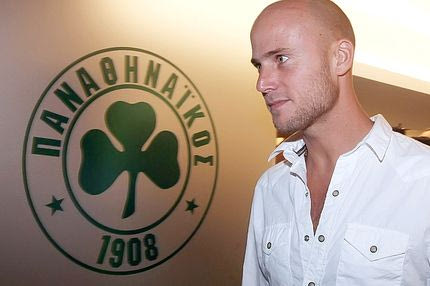 Με τρέλα και κορδέλα