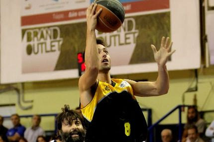 Νοκ-άουτ για ένα μήνα ο Γκίκας