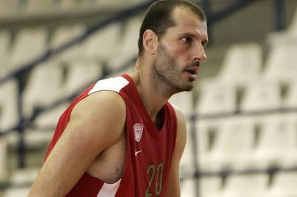 Στη Νέα Κηφισιά ο Κακιούζης