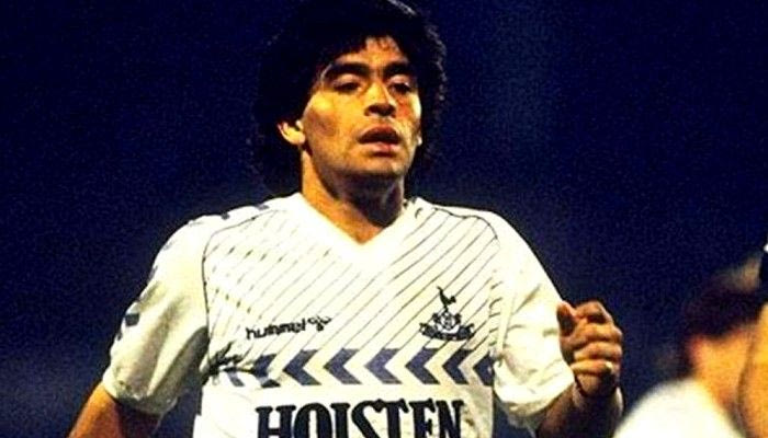 Μαραντόνα για Τότεναμ