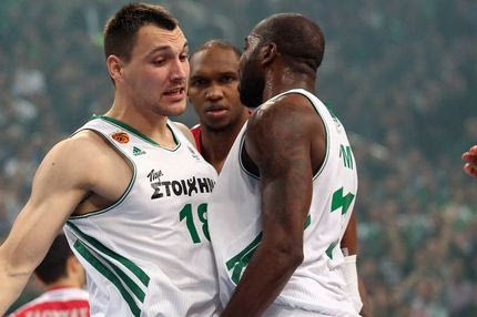 Ο πεινασμένος… τίτλους κατακτά