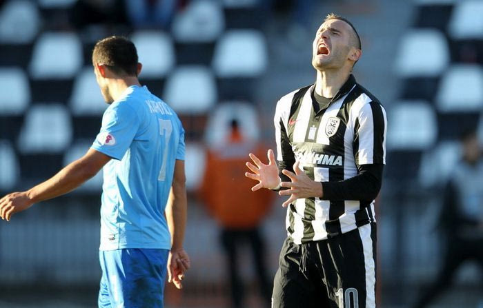 Λείπει το εύκολο γκολ