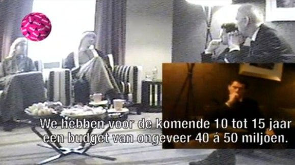 “Προσκύνησαν” τα πετροδόλαρα