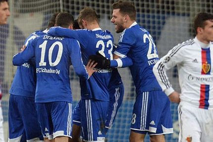 Πέρασε η Σάλκε στους “16”