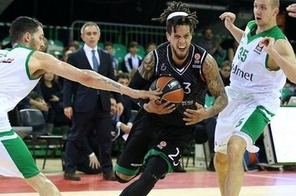 Με τρίποντο στην εκπνοή η Σιένα, αντέχει η Γαλατά