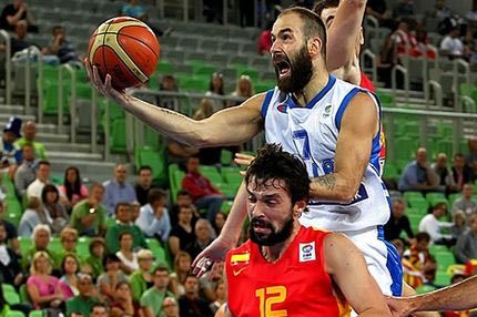 Υποψήφιοι για το βραβείο της χρονιάς Σπανούλης, Αντετοκούνμπο και Σπανού