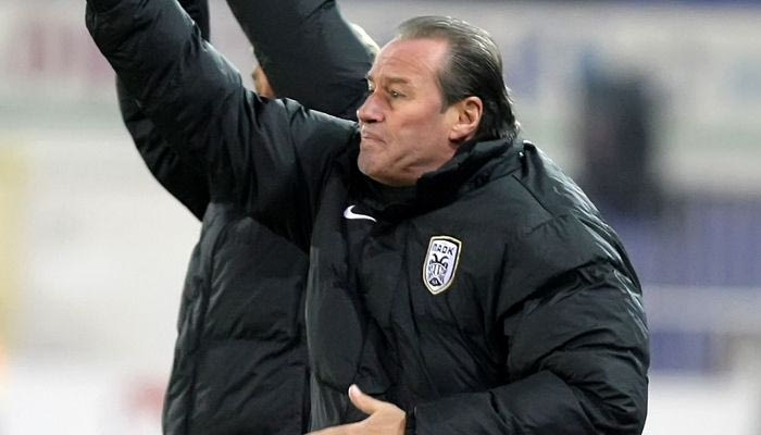 Στέφενς: “Θα μπορούσα να πω πολλά, αλλά αφήστε το. Είμαστε και στην Αθήνα…”