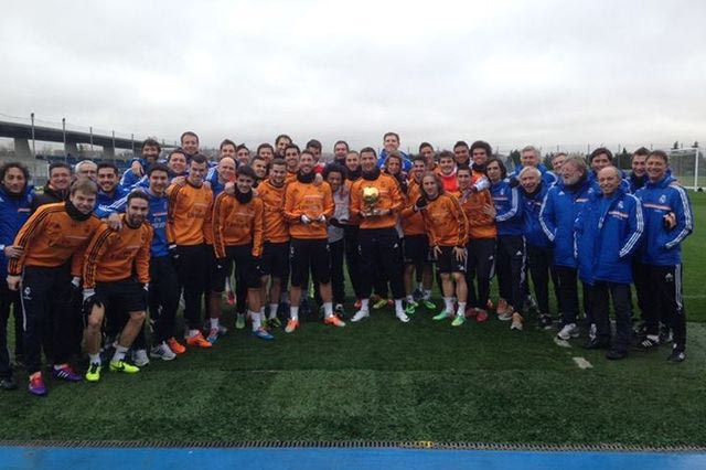 Η Ρεάλ με τη Χρυσή Μπάλα του Ρονάλντο