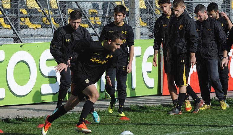 Χωρίς Πουλίδο, Αγκάνθο, Τάτο η προπόνηση