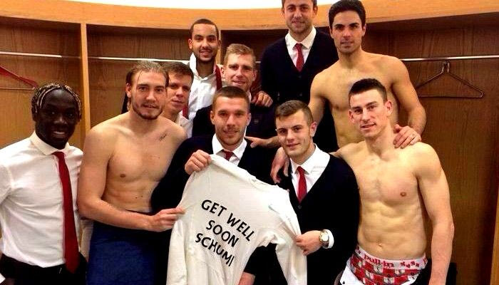 Οι παίκτες της Αρσεναλ στο πλευρό του Σούμι