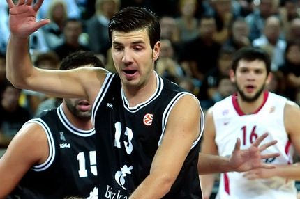 Στην Ούνιξ ο Μπάνιτς