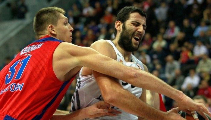 Ξεπέρασε τα 1.000 ριμπάουντ ο Μπουρούσης