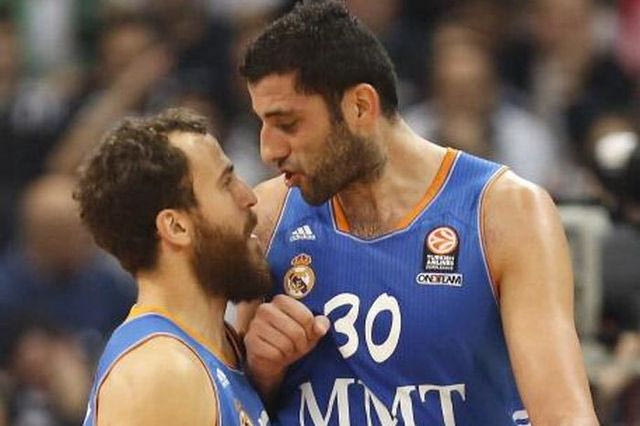 Ο Μπουρούσης τη φάση της βραδιάς