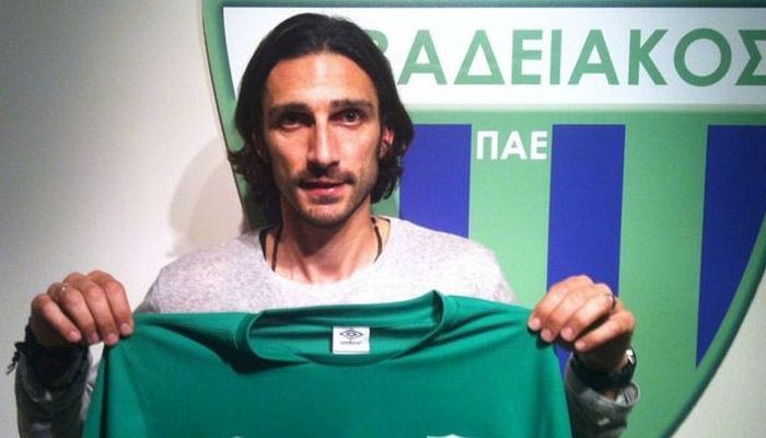 Ανακοίνωσε τον Χαραλάμπους