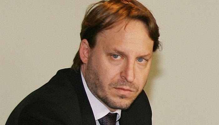 Αλήθειες και ψέματα περί αδειοδότησης!