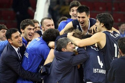 Top-10 με το buzzer beater του Πλάνινιτς