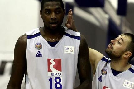 Πήρε τον Εζιούκου το Ρέθυμνο