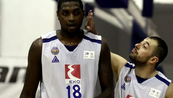 Πήρε τον Εζιούκου το Ρέθυμνο