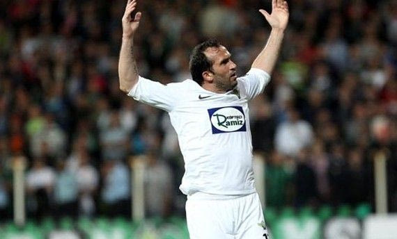 Δεν αφήνει τον Γκέκα η Κόνιασπορ