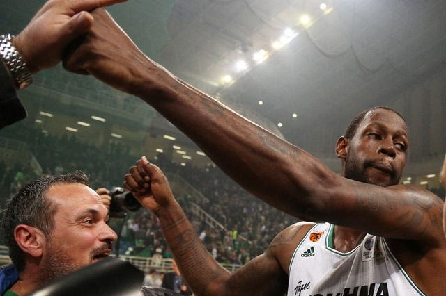 Η αθέατη πλευρά του ντέρμπι