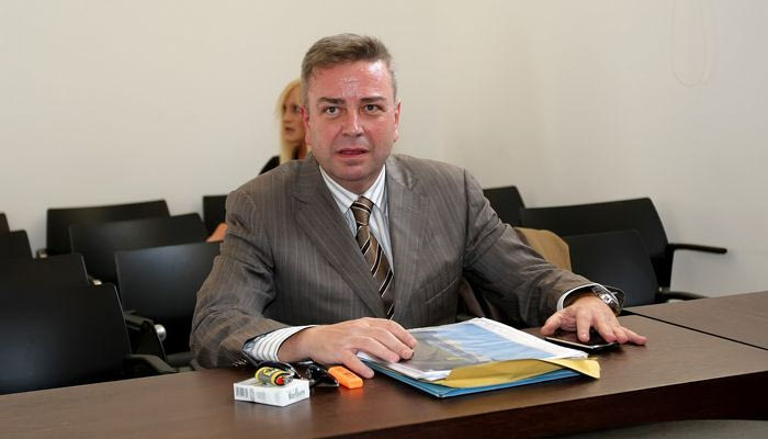 “Οργανωμένοι τραμπούκοι σε αποστολή”!