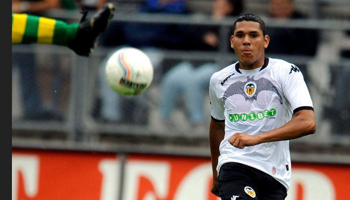 Πάλοπ: “Ήρεμη δύναμη στη μεσαία γραμμή ο Μαντούρο”