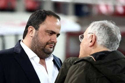 Στα αποδυτήρια ο Μαρινάκης