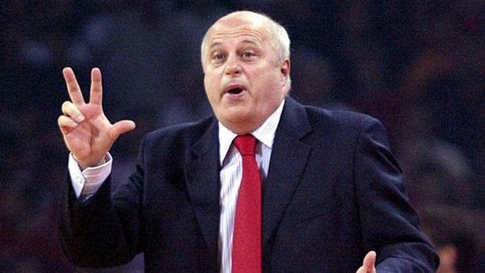 Μίνιτς: “Με τα δυο πόδια στο έδαφος”. Μάρκοβιτς: “Εκτός πλάνου μετά το πρώτο δεκάλεπτο”