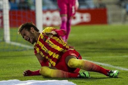 Εκτός για 3 με 4 εβδομάδες ο Νεϊμάρ