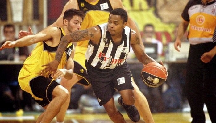 “Σκασμένοι” στον ΠΑΟΚ παρά τη νίκη…