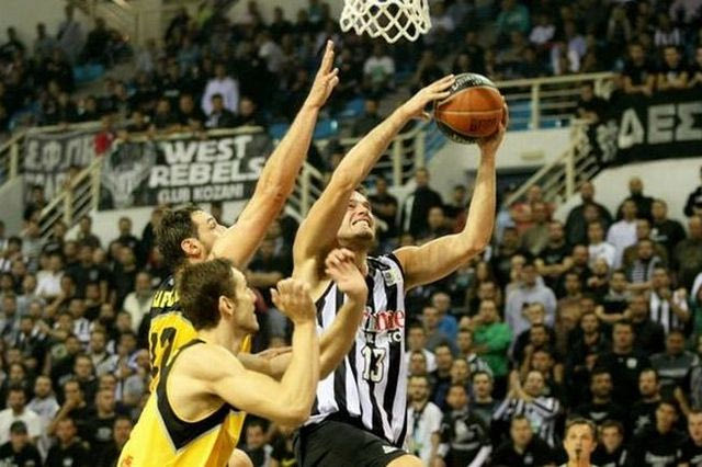 Εκκένωση γηπέδου στο ΠΑΟΚ – Άρης