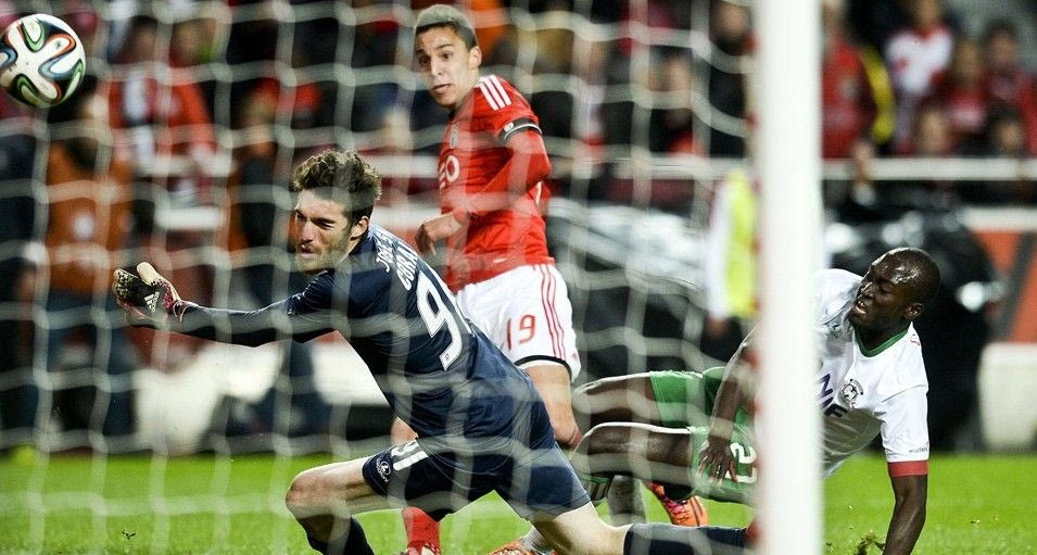 Πάντα πρώτη η Μπενφίκα