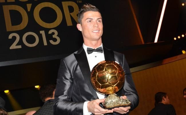 Ρονάλντο: “Ο ανταγωνισμός με τον Μέσι μας βελτιώνει”