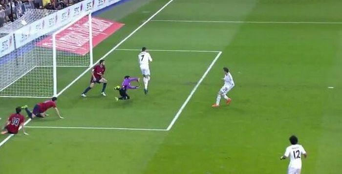 Ο Ρονάλντο… σαμποτάρει τον Μπέιλ θυμίζοντας Νανί