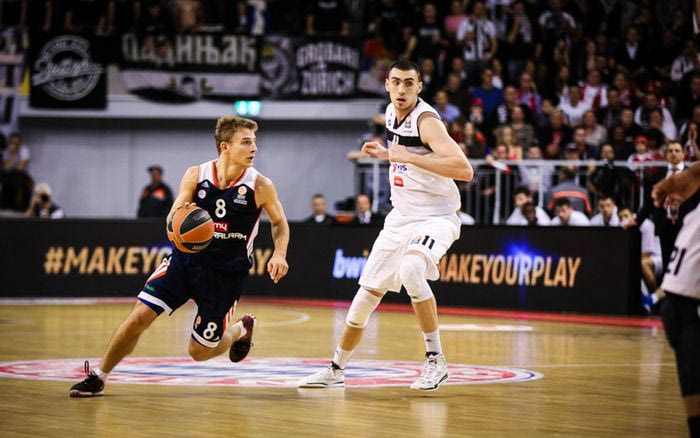 Ο Σαφάρτζικ τη φάση της βραδιάς